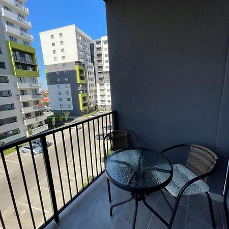 Cozy 1 Bedroom Apartment Oradea Luaran gambar